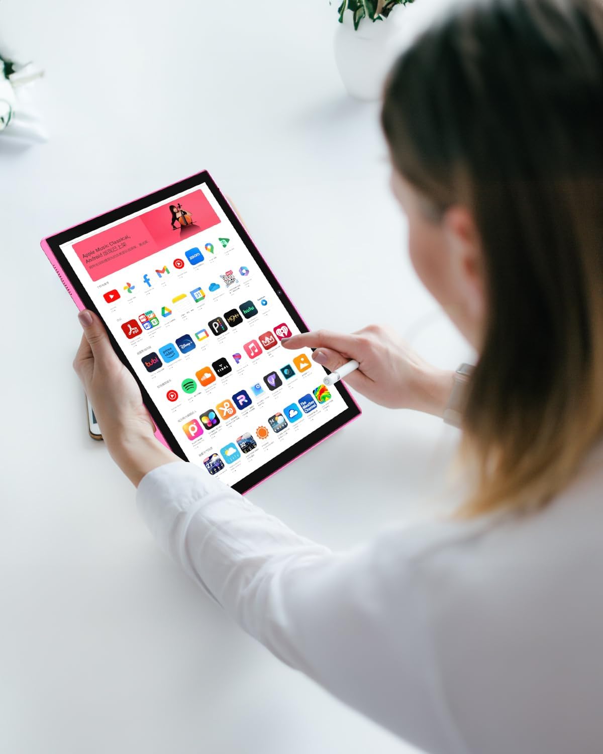 10 Inch Android Tablet with 32GB ROM 2GB RAM Y322425
