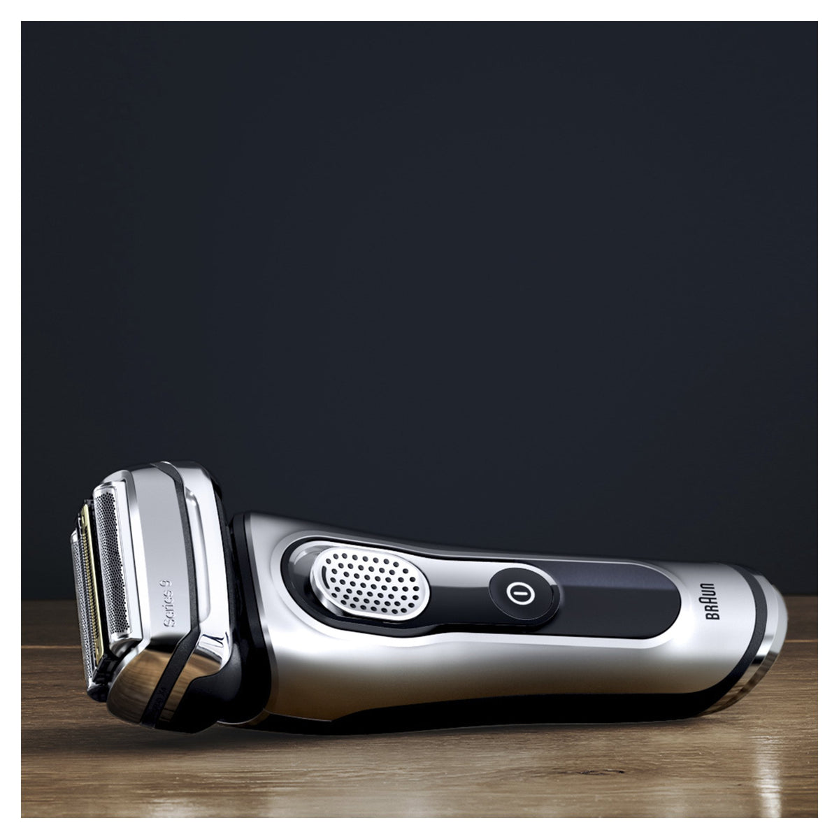 Electric Foil Shaver with Beard Trimmer, Rechargeable, Wet & Dry, 6 Piece Set F795
