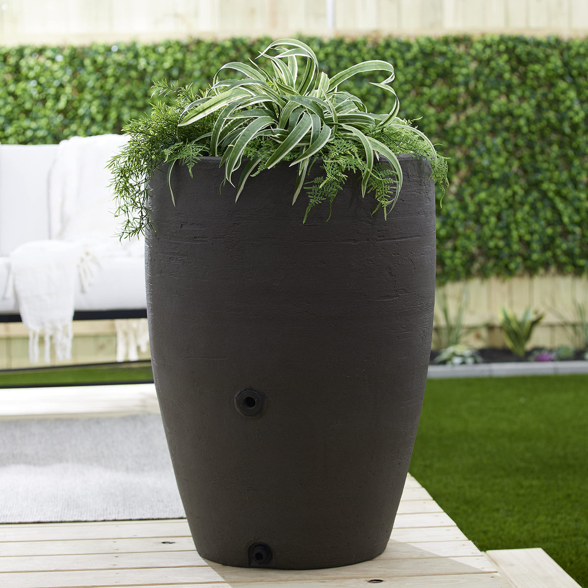 50 Gallon Plastic Rain Barrel with Brass Spigot L63458